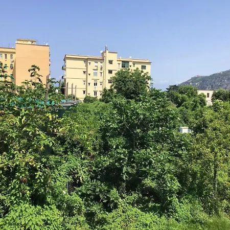 Paravis Mio - Cozy By The Main Square Apartment Piano di Sorrento
