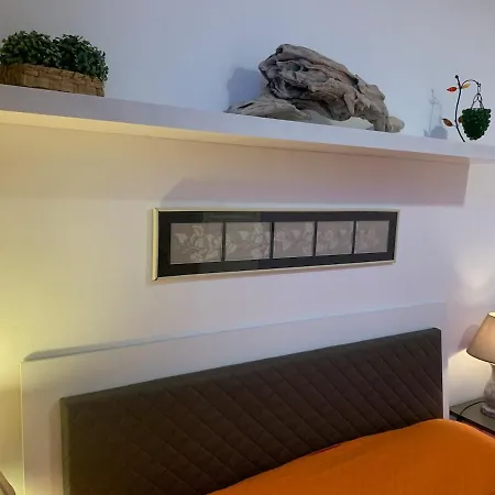 Paravis Mio - Cozy By The Main Square Apartment