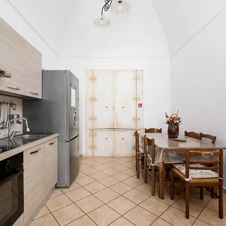 Paravis Mio - Cozy By The Main Square Apartamento *