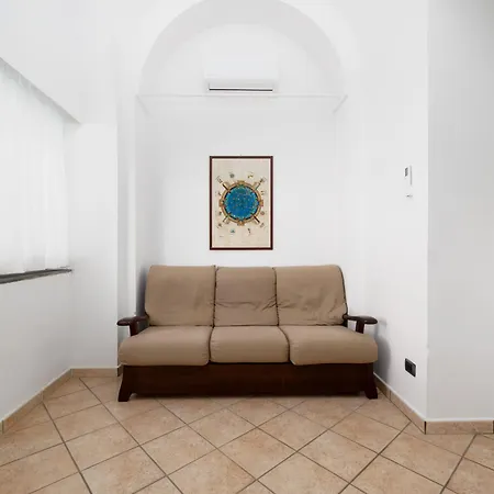 Paravis Mio - Cozy By The Main Square Apartment Piano di Sorrento