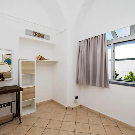 Paravis Mio - Cozy By The Main Square Apartment